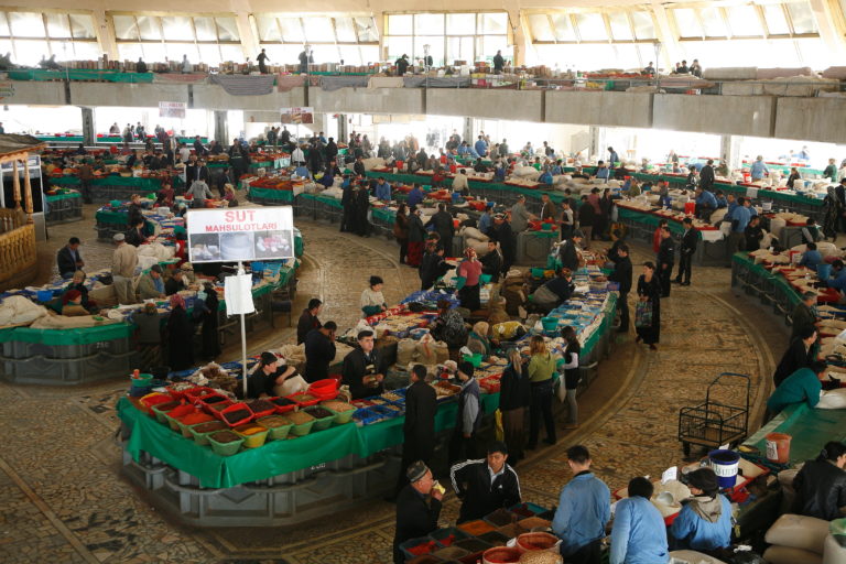 Halle Tschorsu Basar Taschkent Usbekistan Rundreise