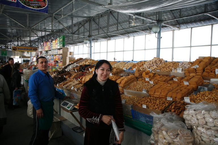 Gewürze Tschorsu Basar Taschkent Usbekistan Rundreise