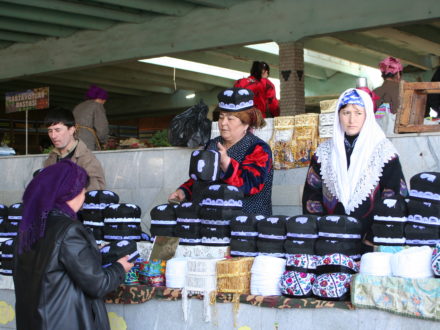 Tibeteika Basar Samarkand Usbekistan Rundreise