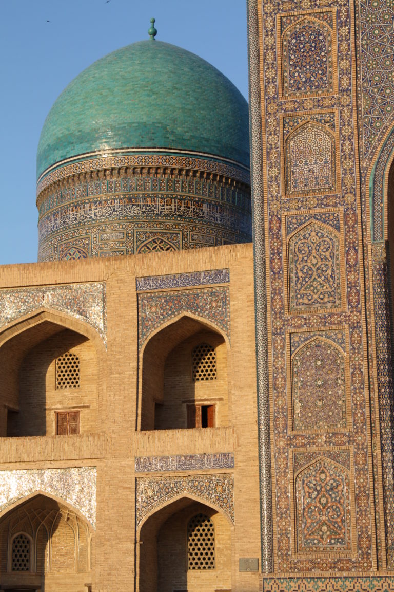 Mir-e-Arab Medresa Buchara Usbekistan